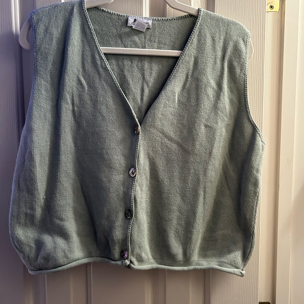 Women's Button Down Knit Vest - Light Green